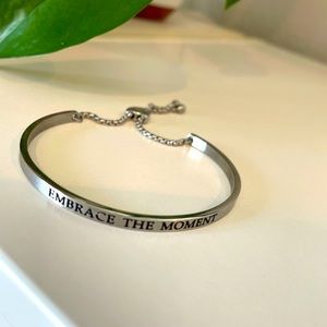 Silver Bracelet: Embrace the Moment, NEW